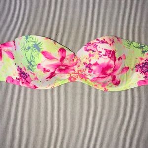 Victoria’s Secret swim suit top